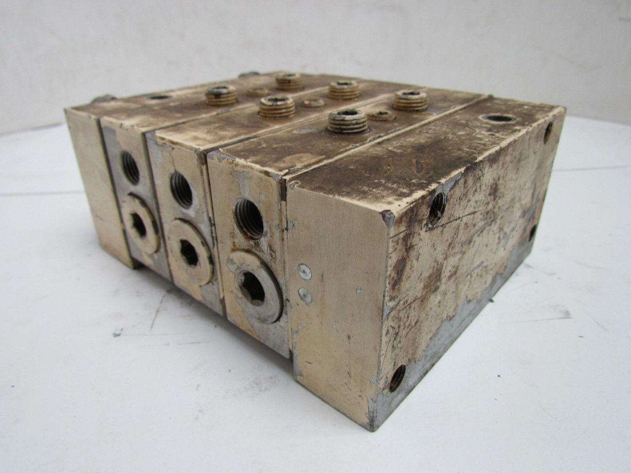 Farval 3000-150A Singleline Divider Valve Manifold 3-Section