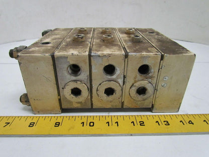 Farval 3000-150A Singleline Divider Valve Manifold 3-Section