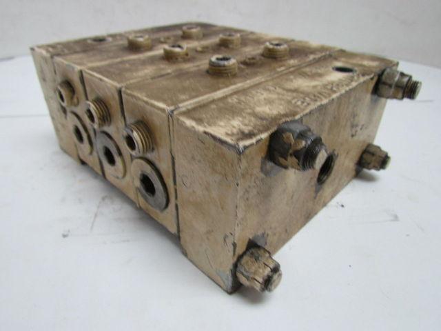 Farval 3000-150A Singleline Divider Valve Manifold 3-Section