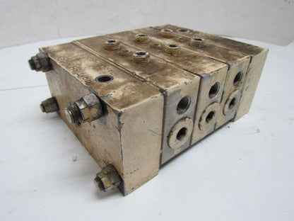 Farval 3000-150A Singleline Divider Valve Manifold 3-Section