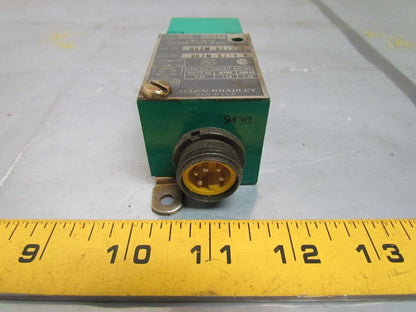 A-B Allen Bradley 802M-DZJ9 802M-XZJ9 Series A Limit Switch 5-24 VDC 802M-DX