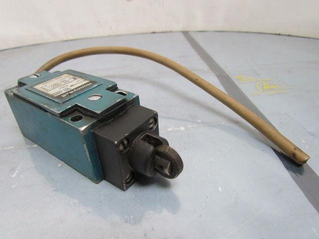Honeywell I5ZSI 15ZS1 DIN 43694 10 Amp Limit Switch
