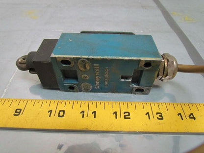 Honeywell I5ZSI 15ZS1 DIN 43694 10 Amp Limit Switch