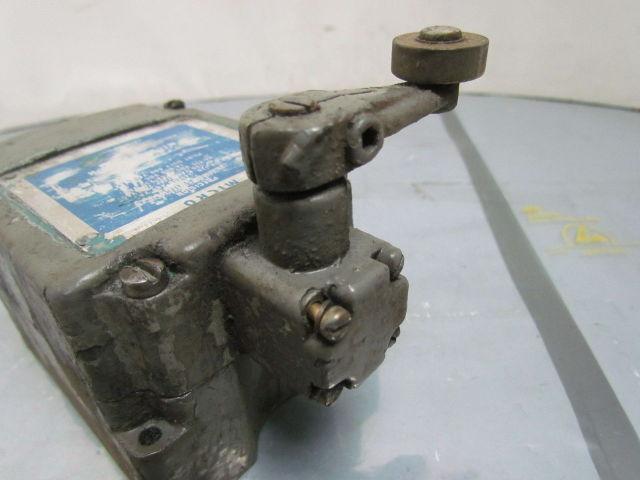 Micro 301LS1 18PA3 Precision Limit Switch 120/240/480 VAC