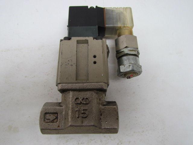 CKD CVS2-15-02H-1 Solenoid Valve 110V 1/2" NPT