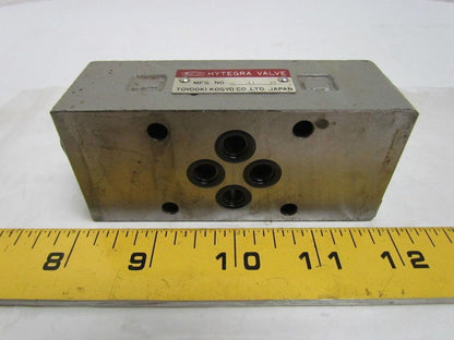 Toyooki Kogyo HK3H-W-Y 2-025B Stackable Hydraulic Check Valve