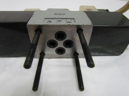 Toyooki Kogyo HD3-2WD-BCA-025A-WDA1T5 Double Solenoid Directional Valve 110