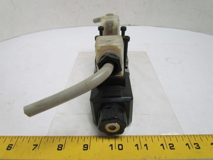 Toyooki Kogyo HD3-3W-BG1A-025A-WDA1T5 Double Solenoid Directional Valve 110V