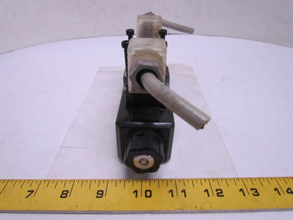 Toyooki Kogyo HD3-3W-BG1A-025A-WDA1T5 Double Solenoid Directional Valve 110V