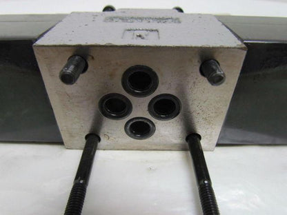 Toyooki Kogyo HD3-3W-BG1A-025A-WDA1T5 Double Solenoid Directional Valve 110V