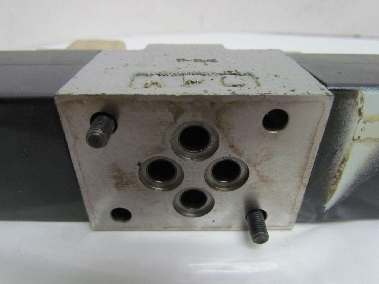 Toyooki Kogyo HD3-2WD-BCA-025A-WDA1T5 Solenoid Directional Valve 110V