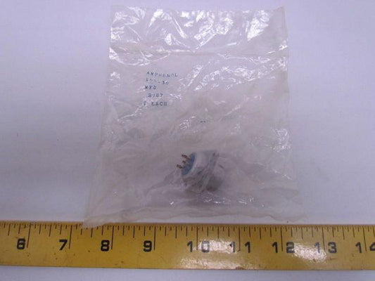 Amphenol 165-36 Sq Flange Recept Bayonet Mating 5#20 Solder Socket Connection