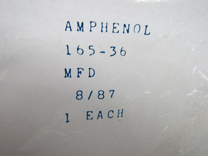 Amphenol 165-36 Sq Flange Recept Bayonet Mating 5#20 Solder Socket Connection