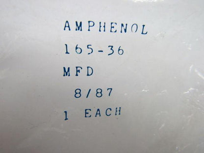 Amphenol 165-36 Sq Flange Recept Bayonet Mating 5#20 Solder Socket Connection