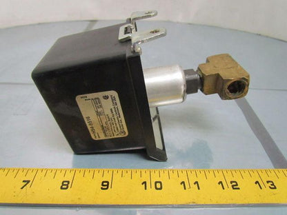United Electric H54-9516 Pressure Switch 10-100 PSI