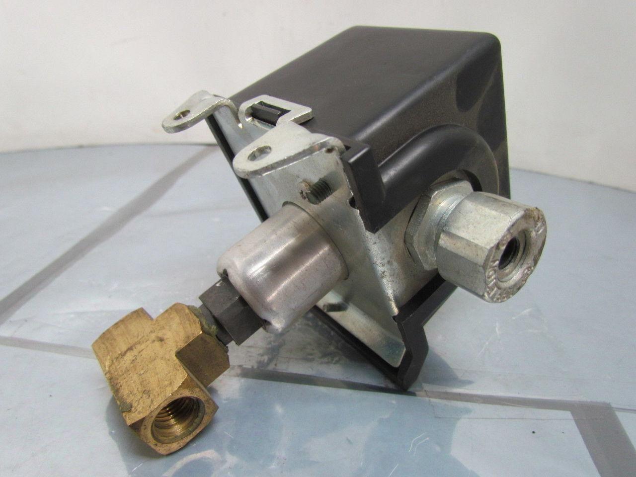United Electric H54-9516 Pressure Switch 10-100 PSI