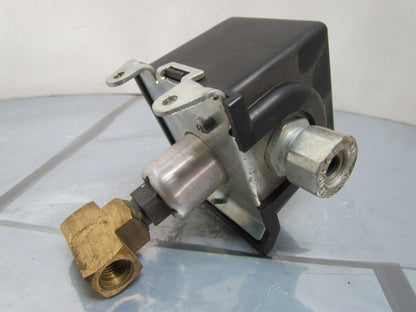United Electric H54-9516 Pressure Switch 10-100 PSI