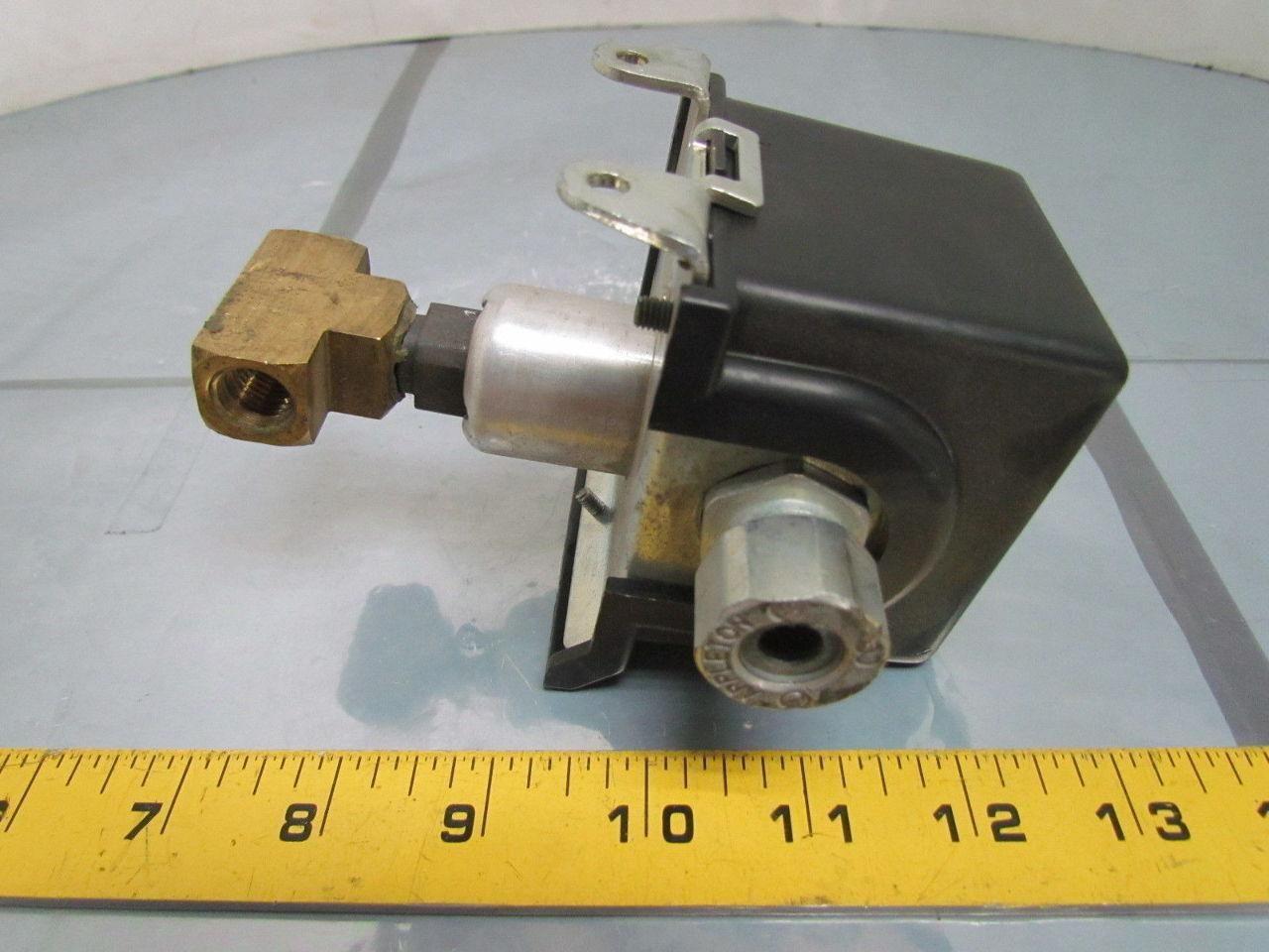 United Electric H54-9516 Pressure Switch 10-100 PSI