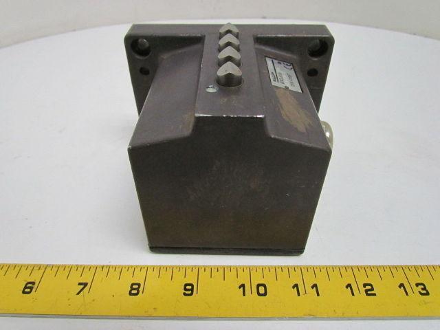 3O2 BNS-519-D04-D16-100-10 4 Position Cam Limit Switch