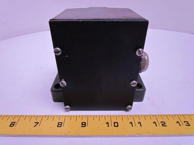 Balluff BNS 519-D4-D16-100-10 Mechanical 4-Plunger Cam Limit Switch