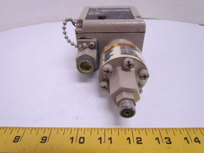ITT 200P12Z3EL Adjustable Pressure Switch 20 to 220 PSIG