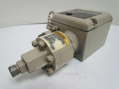 ITT 200P12Z3EL Adjustable Pressure Switch 20 to 220 PSIG
