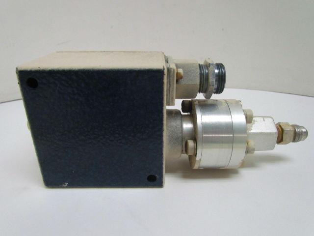 ITT 200P1S28 Adjustable Pressure Switch 500 to 3000 PSIG