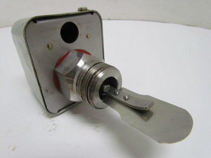 SCM Flow Switch Max Pressure 1.0 MPA Max Temp 70C Amp Rating 250VAC 15A 1" NPT