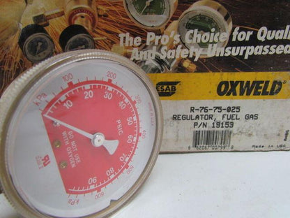 ESAB R-76-75-025 19153 100PSIG Max Inlet Pressure Oxweld Fuel Gas Regulator