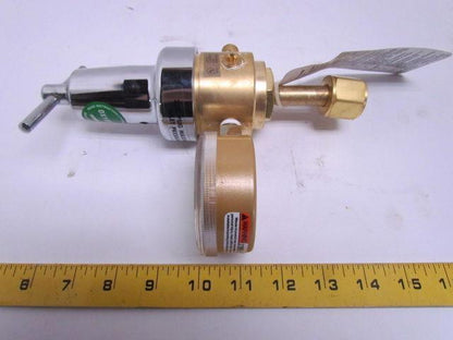 ESAB R-76-150-024 19151 Oxygen Regulator 200 PSIG Oxweld