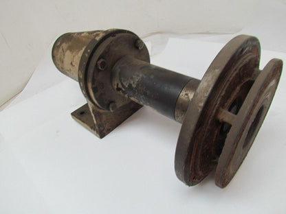 Gusher 11022E-L-CM Motor Adaptor For Pump For Parts or Repair
