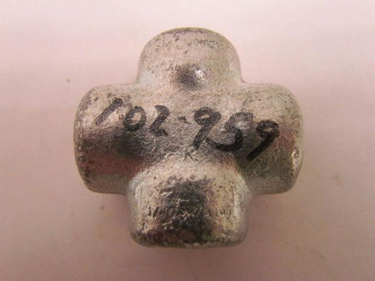 Graco 102-959 102959 1/4" NPT Cross Fitting NEW 4 Way