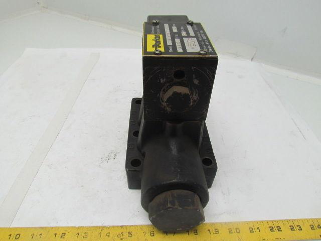 Parker D63W9E5VJ Directional Control Valve 24VDC 3000 PSI Max