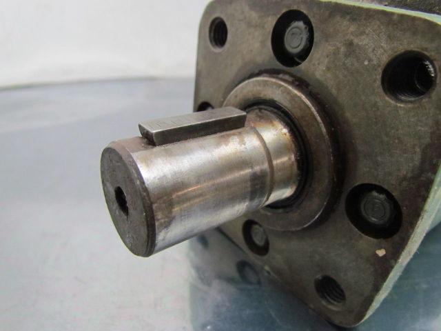 Eaton 101 1279 007 H Ser Spool Valve Hydraulic Motor 4 Bolt Flange SAE #10 Ports