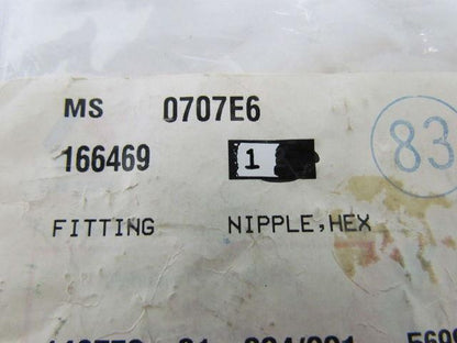 Graco 166469 166-469 Hex Nipple Fitting 3/8" NPT 3/4" Hex NEW