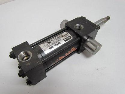 Parker 01.50 CD2ANU14AC Pneumatic Air Cylinder 1-1/2" Bore 2"Stroke AN Trunninon