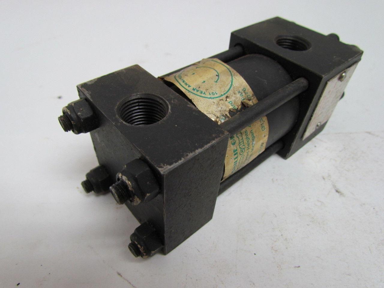 Hennells NC9-MS4-NC Pneumatic Air Cylinder 1-1/2" Bore 1" Stroke 250 PSI 1.5x1"