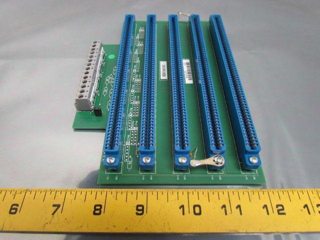 Unico 310-074.3 0235 5-Slot Motherboard