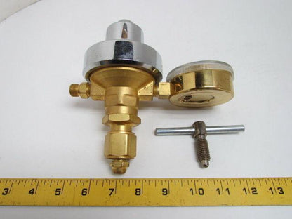 Concoa 1806 9931 Single Stage Station Regulator Oxygen CGA 024 40 PSI NIB