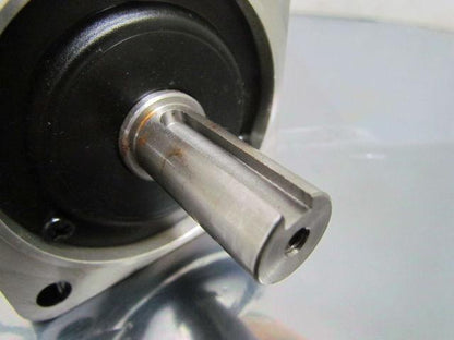 Omron BG3D6302H8 Sigma II AC Servo Motor w/13 Bit Incremental Encoder 230 Volt