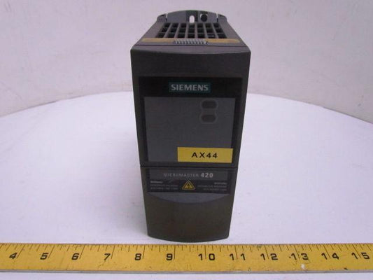 Siemens 6SE6420-2AB17-5AA0 Micromaster 420 VFD Drive Unit 240VAC 1Ph 0.75KW