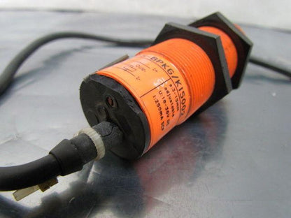 IFM Efector KI-3015-BPKG/KI5002 Capacitive Sensor 10-36VDC M30x1.5