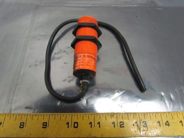 IFM Efector KI-3015-BPKG/KI5002 Capacitive Sensor 10-36VDC M30x1.5
