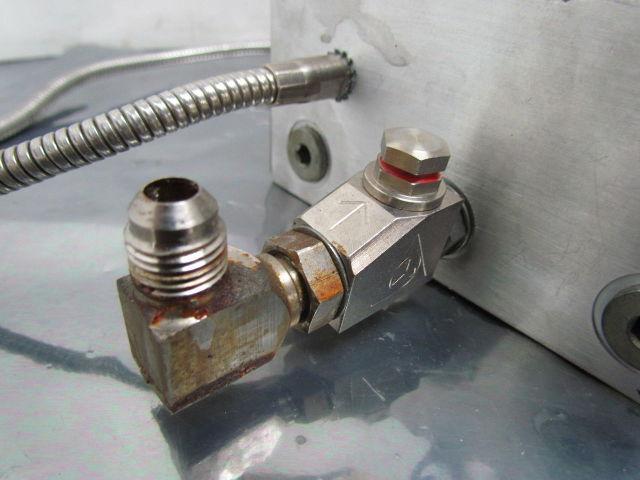 Nordson H400Q-2-T 101566A Hot Melt Adhesive Gun w/Bracket 240V 300 Watts