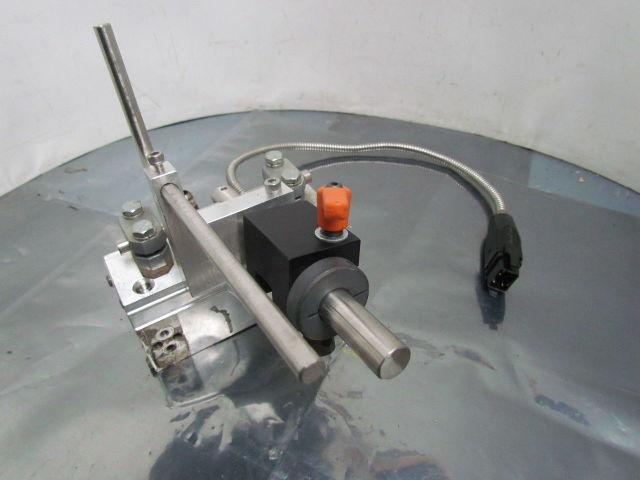Nordson H400Q-2-T 101566A Hot Melt Adhesive Gun w/Bracket 240V 300 Watts