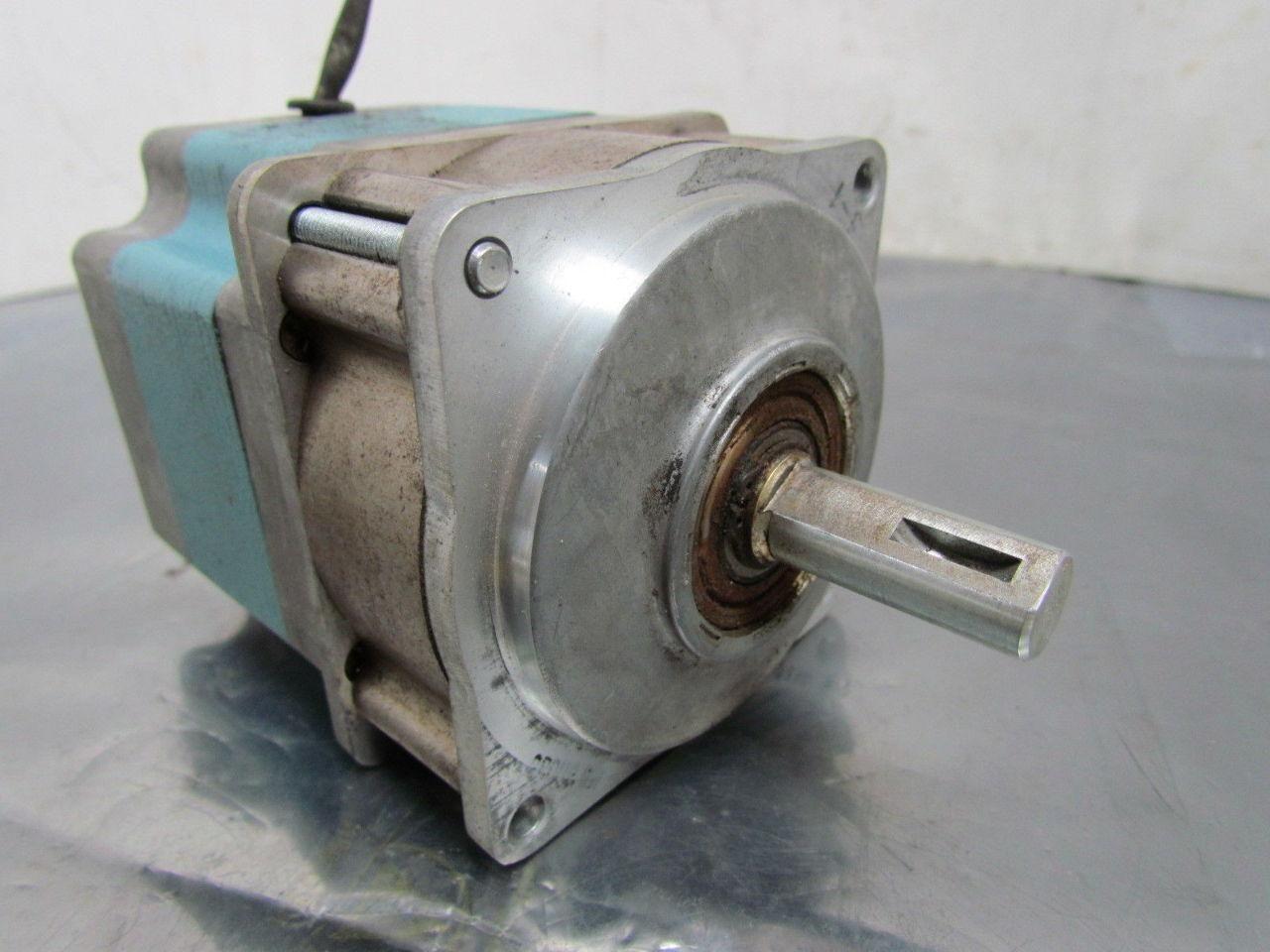 Synchronous Motor 1Ph 120VAC 0.5A 50/60Hz 20.0/24.0 RPM Connect PER226900-007