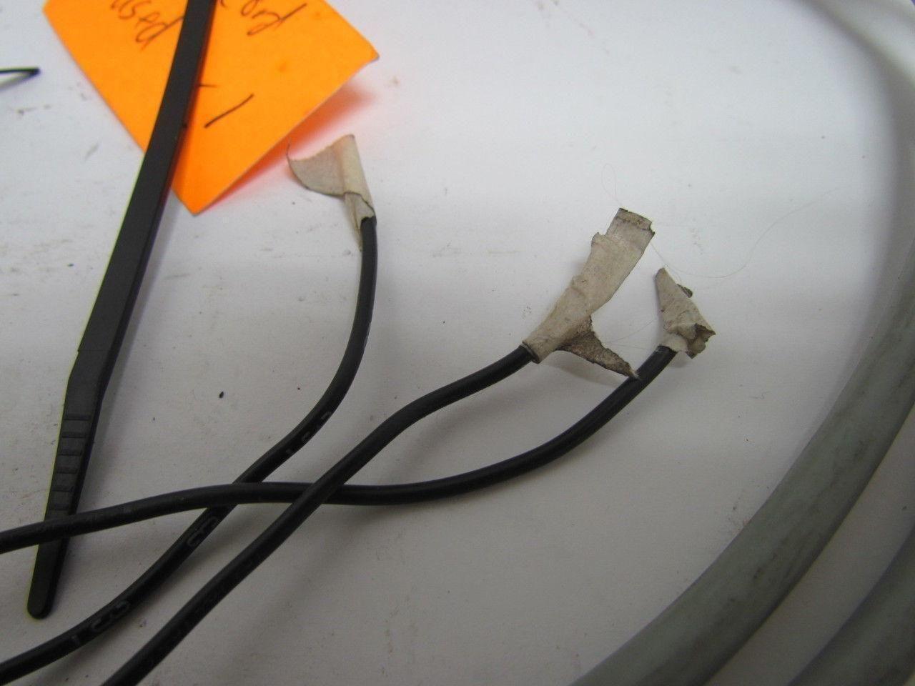 Reflex Light Beam Switch RL32 Series w/11' Of Cable + Adjustable Mount 10-30V DC