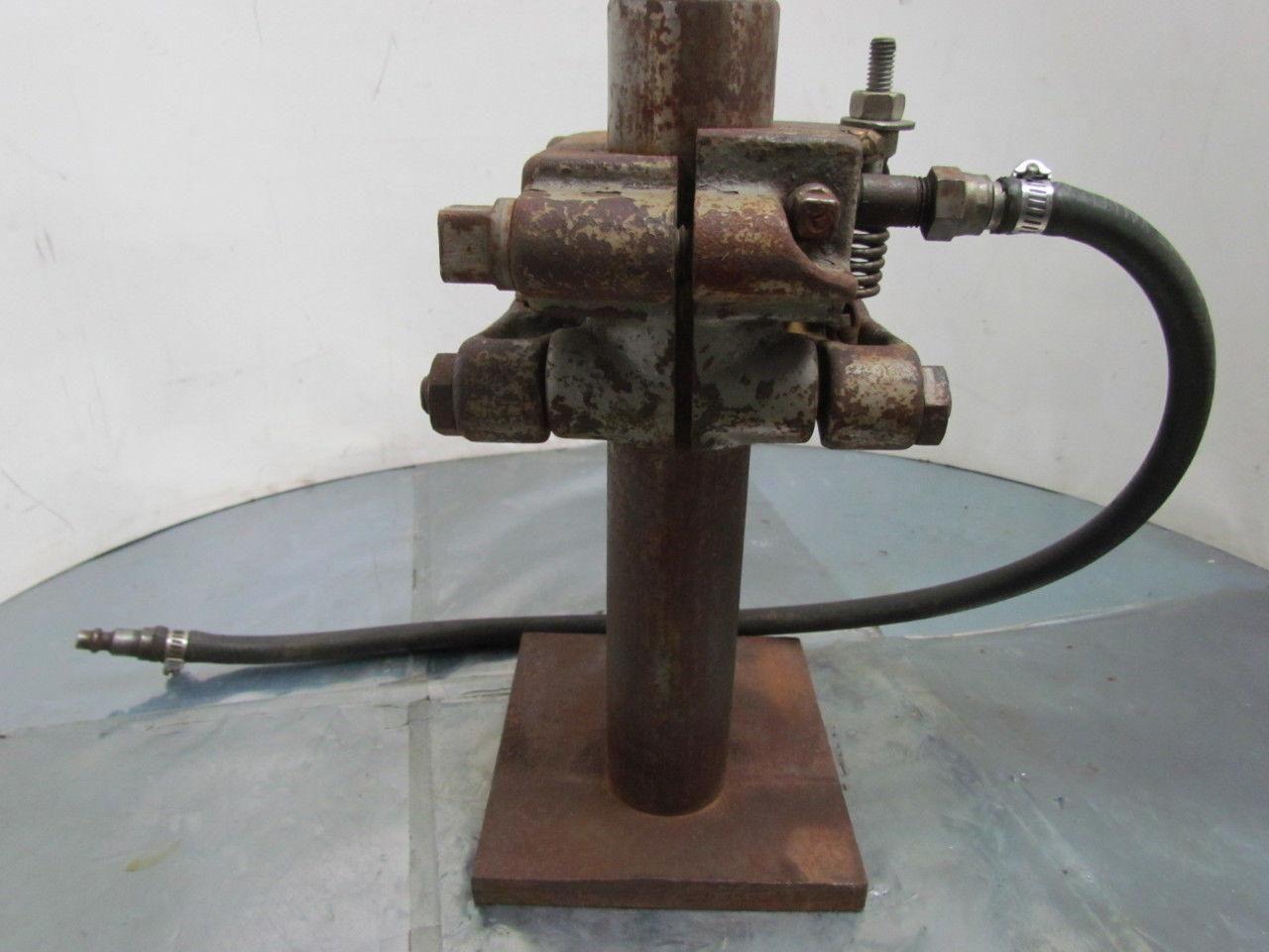 PC-8-2-1 PC-8-1-1 Pneumatic Adjustable Post Clamp 0-6-1/2" Clamp Capacity