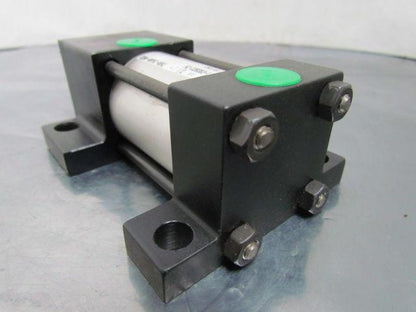 Numatics Actuator S2AK-00M6C-ABA2 Pneumatic Air Cylinder 1-1/2" Bore 3/4" Stroke