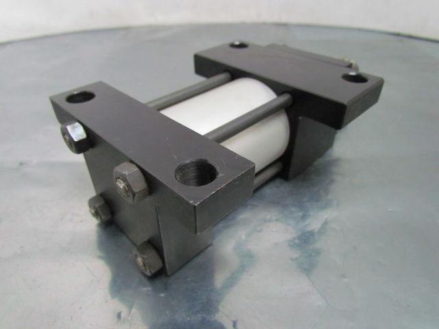 Numatics Actuator S2AK-00M6C-ABA2 Pneumatic Air Cylinder 1-1/2" Bore 3/4" Stroke